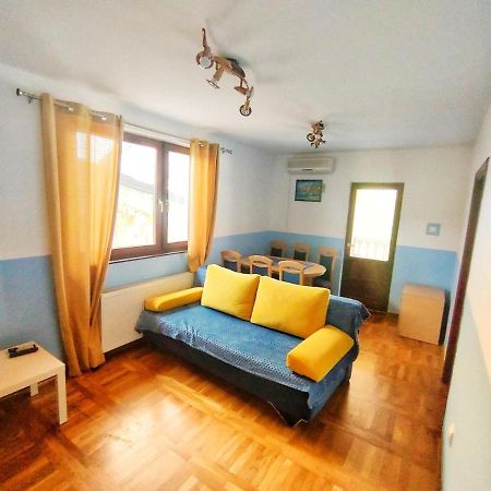 Plavi Apartman Airport Belgrado Exterior foto